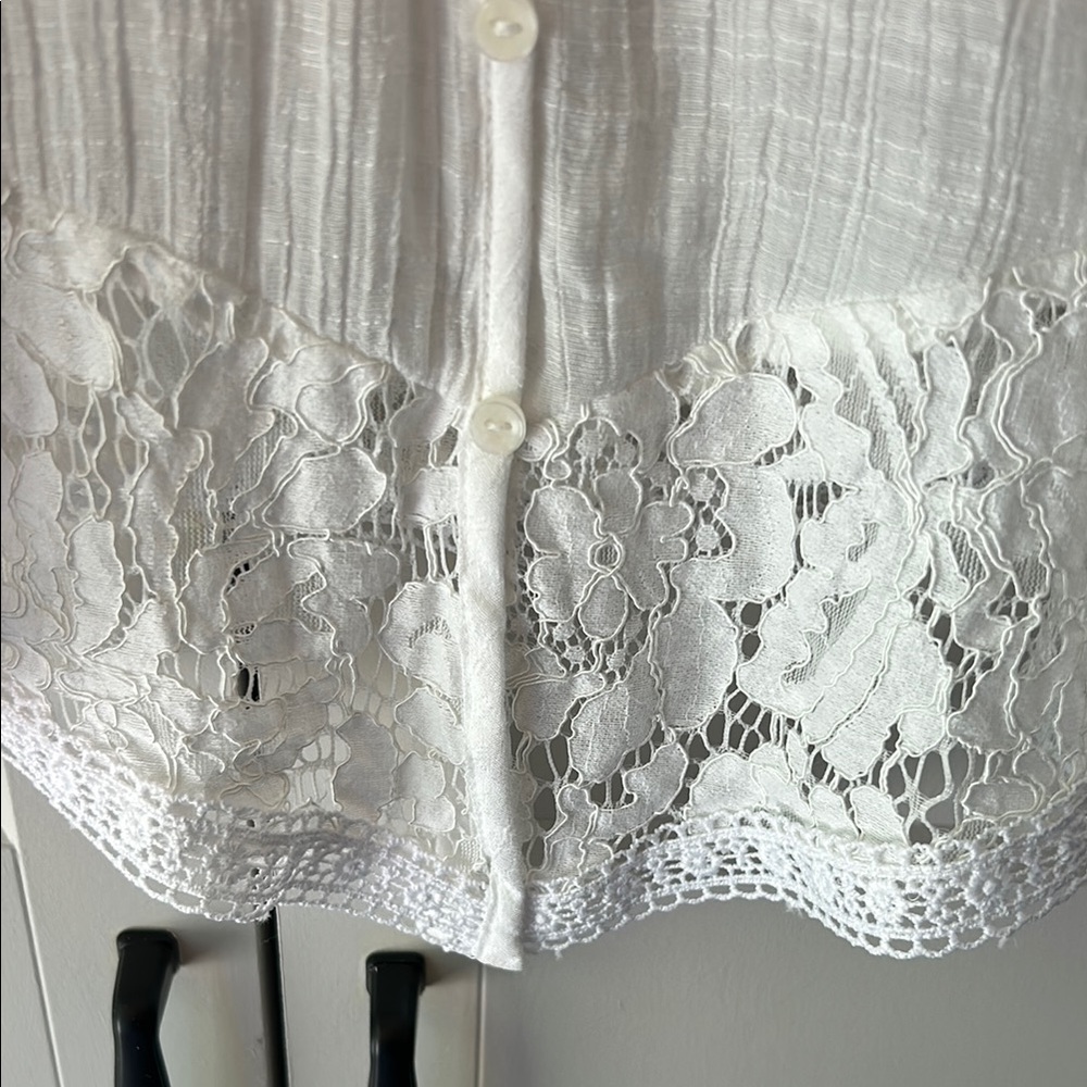 Zac & Rachel White Embellished Blouse with 3/4 Sleeves - Picture 4 of 7